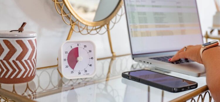 El tiempo se siente diferente cuando eres autista. Estas son las estrategias que me ayudan en el trabajo El tiempo se siente diferente cuando eres autista. Estas son las estrategias que me ayudan en el trabajo